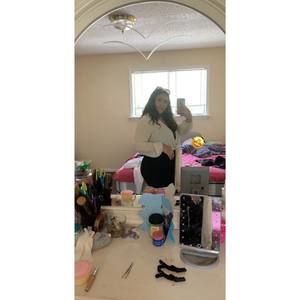 Meet your Posher, Tania